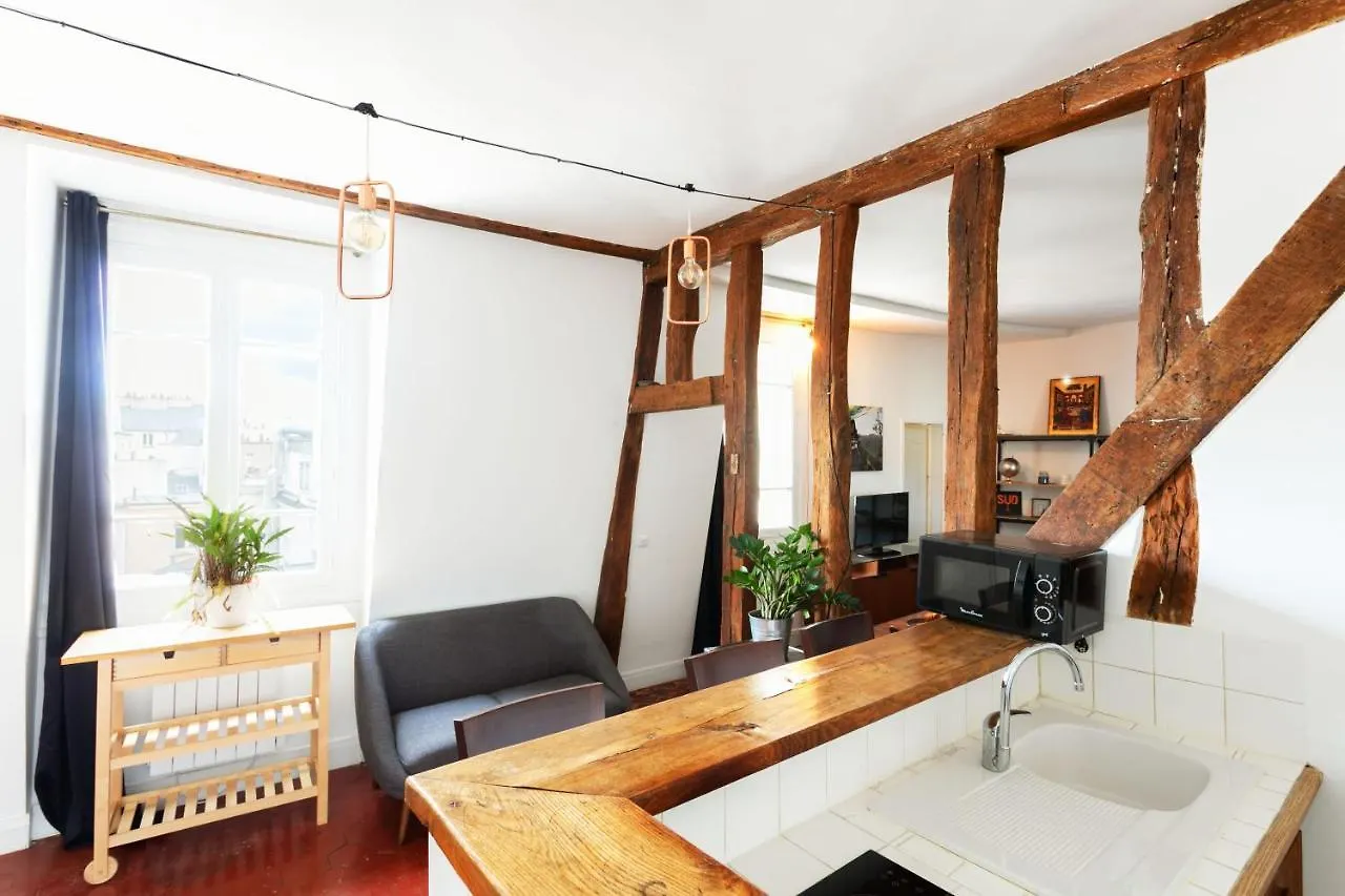 Montorgueil Area Paris Center City Apartment 0*,  France