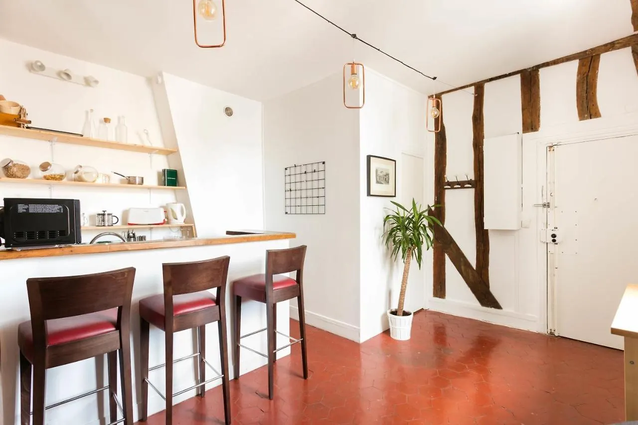 Montorgueil Area Paris Center City Apartment